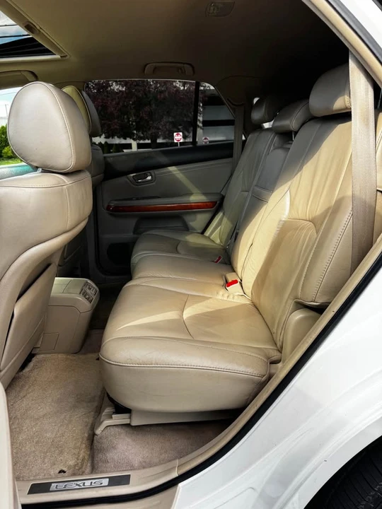 2005 Lexus RX 2nd Gen - Image 9 of 14