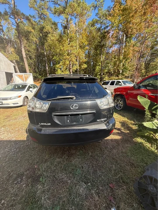 2005 Lexus RX 2nd Gen - Image 3 of 9