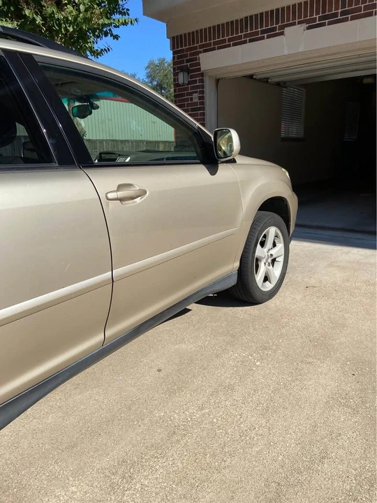 2005 Lexus RX 2nd Gen - Image 9 of 18
