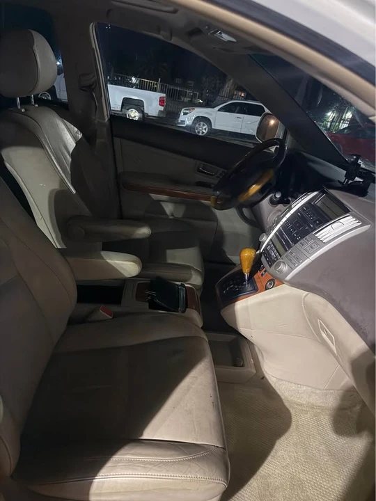 2005 Lexus RX 2nd Gen - Image 8 of 8