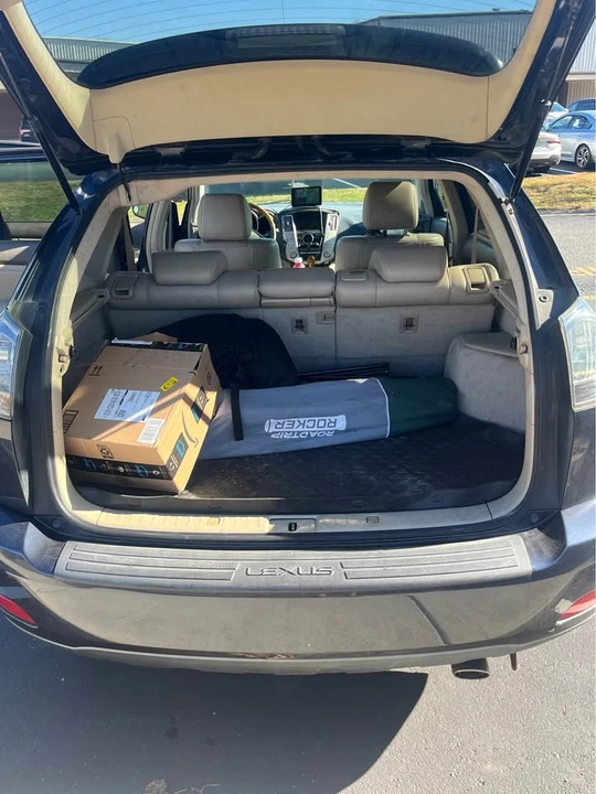 2005 Lexus RX 2nd Gen - Image 9 of 13