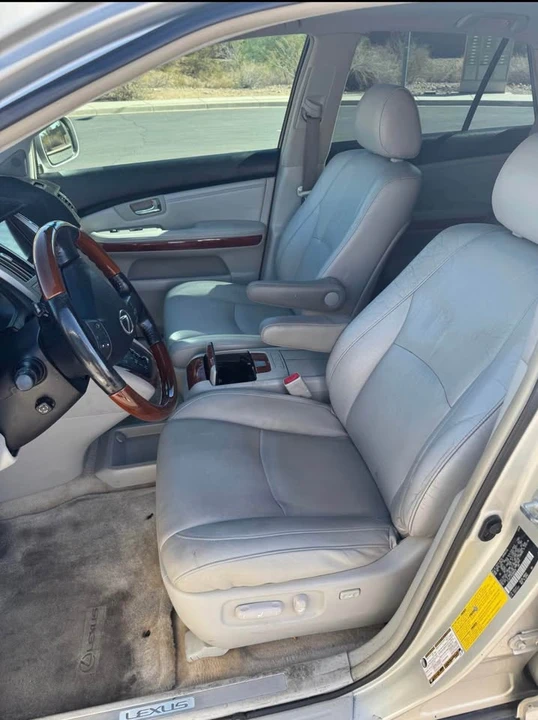 2005 Lexus RX 2nd Gen - Image 4 of 8