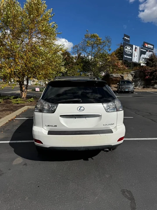2005 Lexus RX 2nd Gen - Image 2 of 14