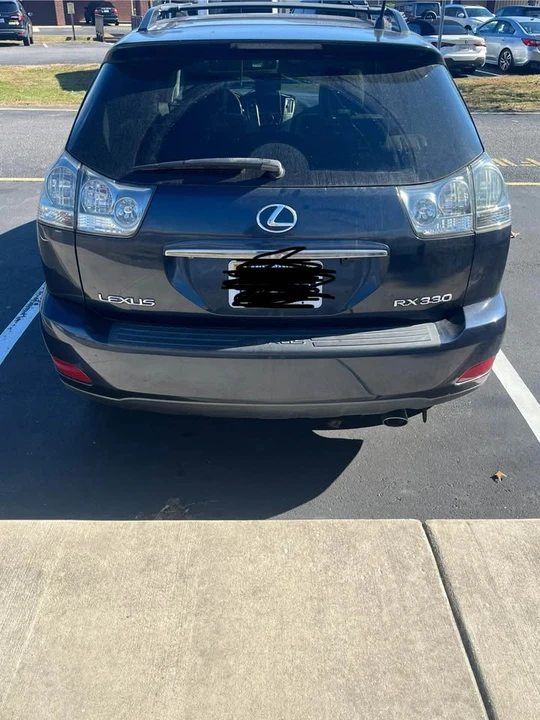 2005 Lexus RX 2nd Gen - Image 4 of 13