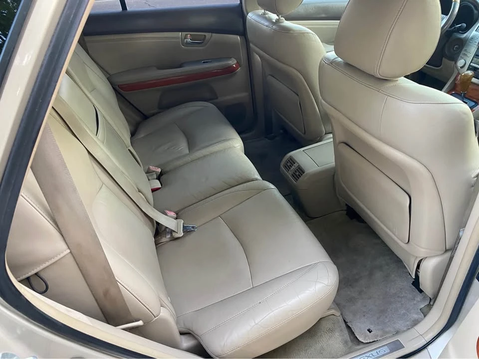 2005 Lexus RX 2nd Gen - Image 11 of 12