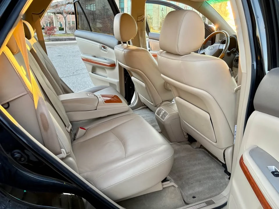 2005 Lexus RX 2nd Gen - Image 6 of 9