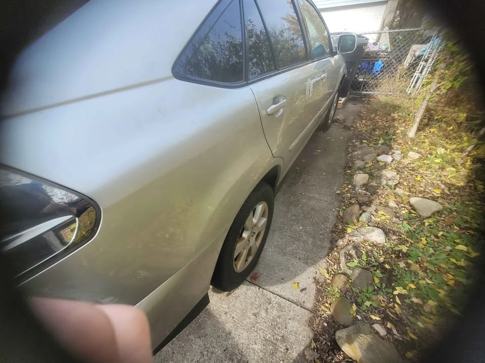 2005 Lexus RX 2nd Gen - Image 7 of 12