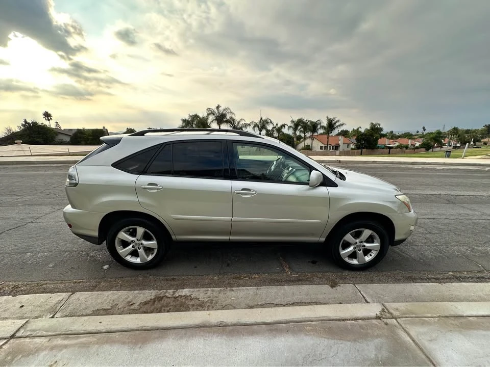 2005 Lexus RX 2nd Gen - Image 6 of 18