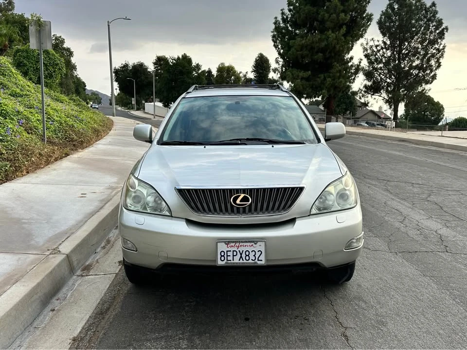 2005 Lexus RX 2nd Gen - Image 8 of 18