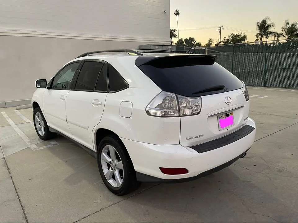 2005 Lexus RX 2nd Gen - Image 3 of 10