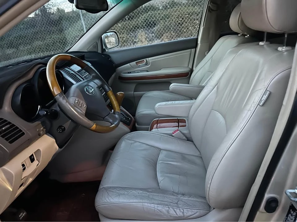 2005 Lexus RX 2nd Gen - Image 6 of 6