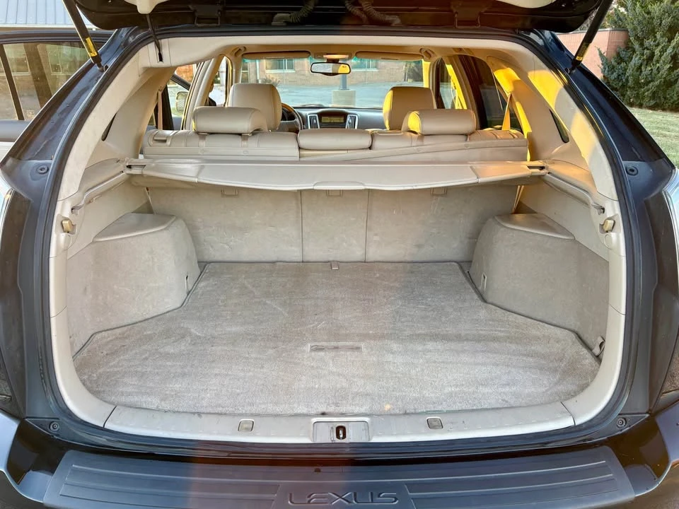 2005 Lexus RX 2nd Gen - Image 7 of 9