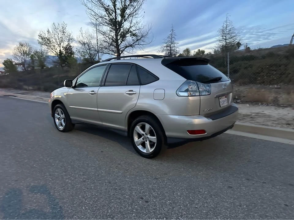 2005 Lexus RX 2nd Gen - Image 4 of 6