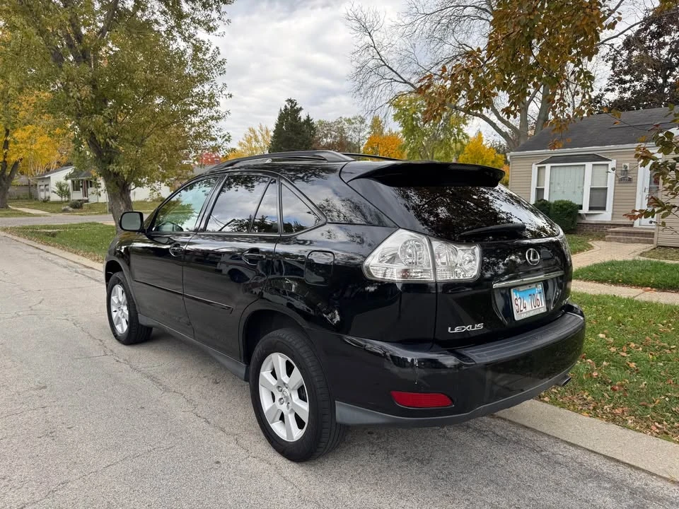 2005 Lexus RX 2nd Gen - Image 3 of 9
