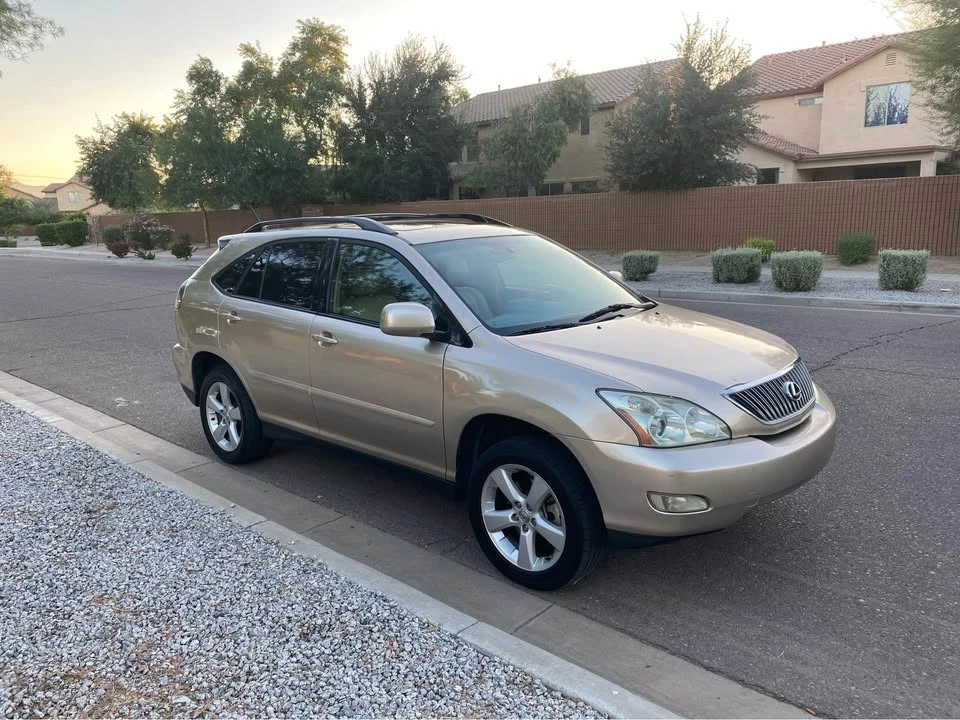2005 Lexus RX 2nd Gen - Image 6 of 13