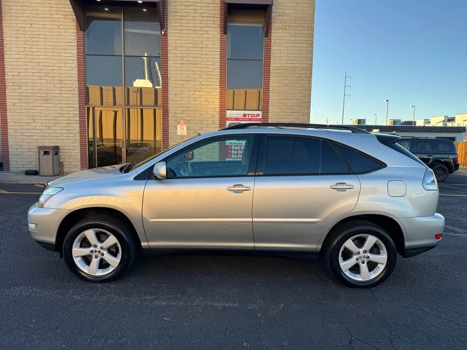 2005 Lexus RX 2nd Gen - Image 8 of 19