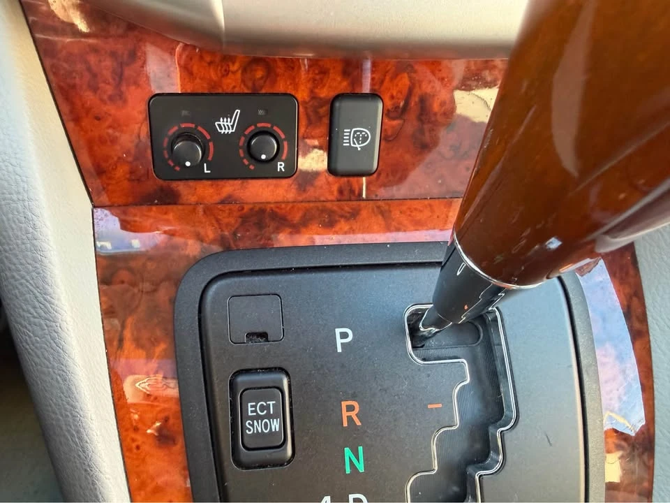 2005 Lexus RX 2nd Gen - Image 15 of 15