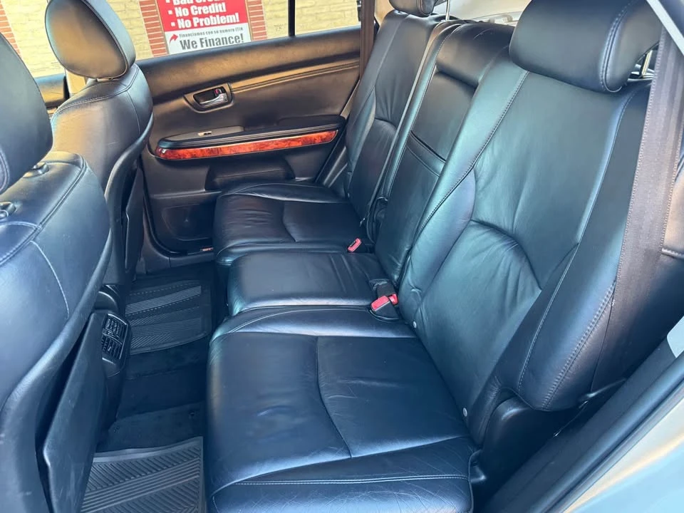 2005 Lexus RX 2nd Gen - Image 14 of 19
