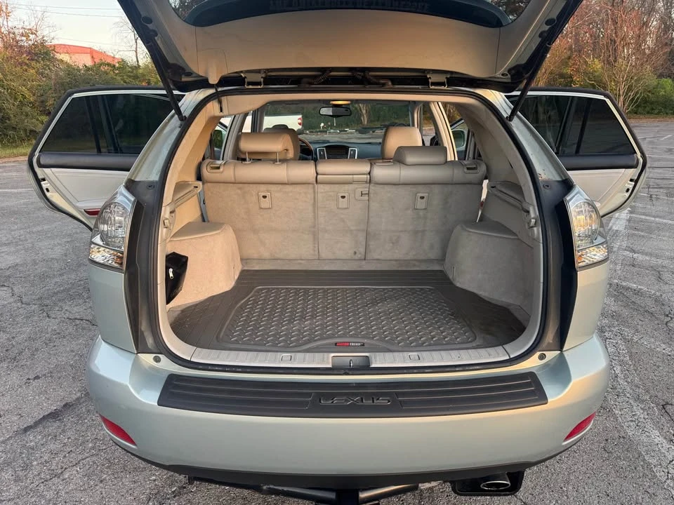 2005 Lexus RX 2nd Gen - Image 13 of 19