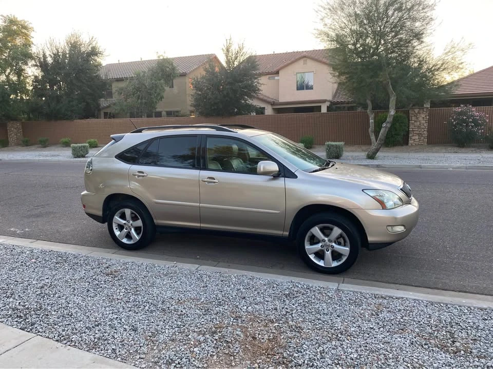 2005 Lexus RX 2nd Gen - Image 7 of 13