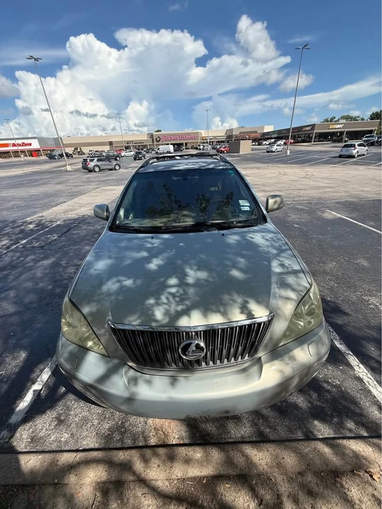 2005 Lexus RX 2nd Gen - Image 8 of 9