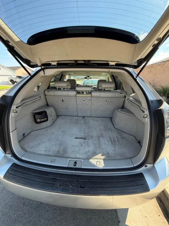 2005 Lexus RX 2nd Gen - Image 7 of 9