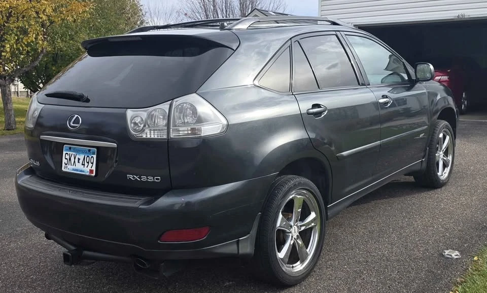 2005 Lexus RX 2nd Gen - Image 4 of 11