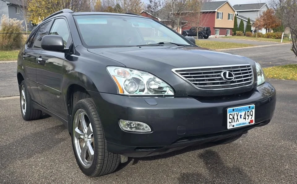 2005 Lexus RX 2nd Gen - Image 3 of 11