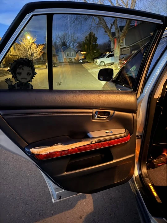 2005 Lexus RX 2nd Gen - Image 13 of 15