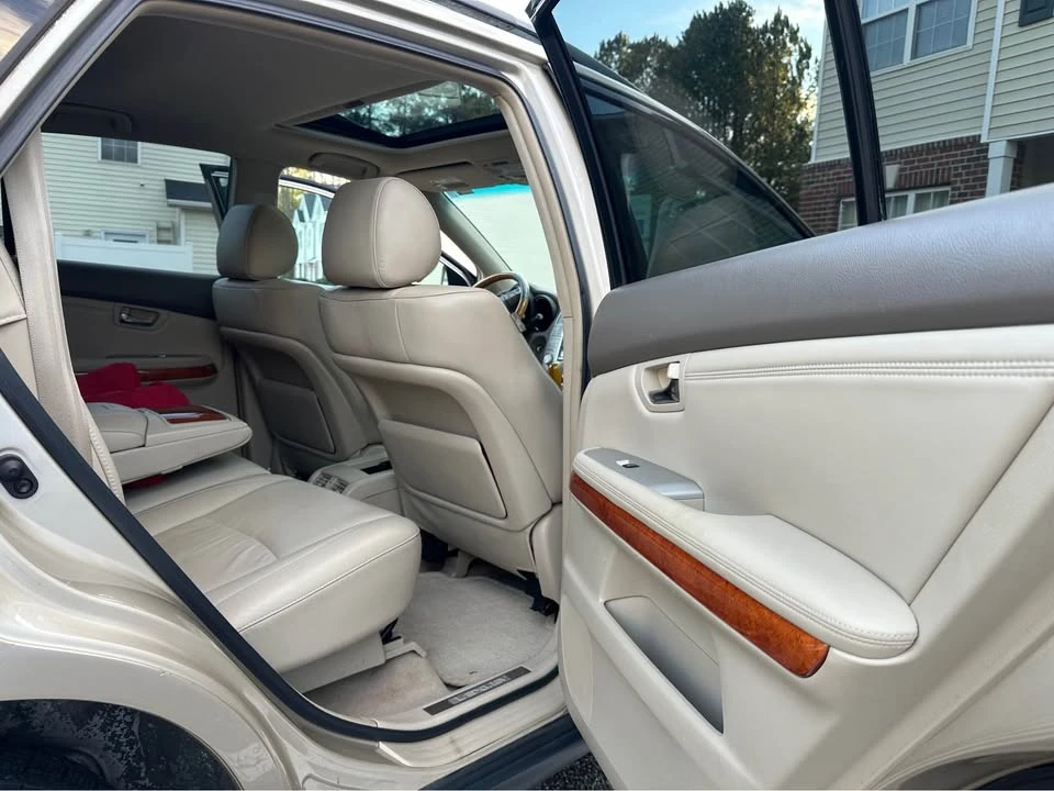 2005 Lexus RX 2nd Gen - Image 15 of 20