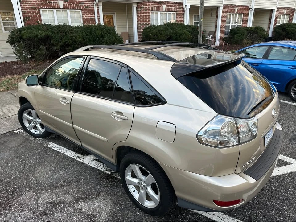 2005 Lexus RX 2nd Gen - Image 5 of 20