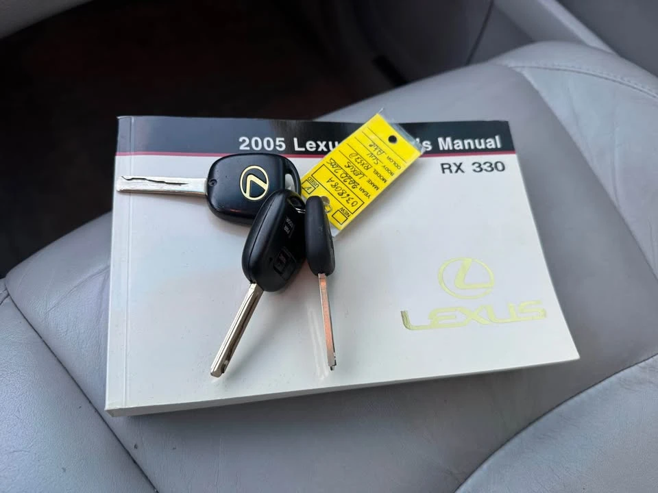 2005 Lexus RX 2nd Gen - Image 18 of 18