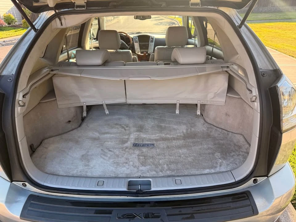 2005 Lexus RX 2nd Gen - Image 4 of 10