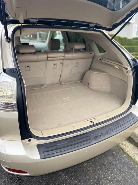 2005 Lexus RX 2nd Gen - Image 8 of 12