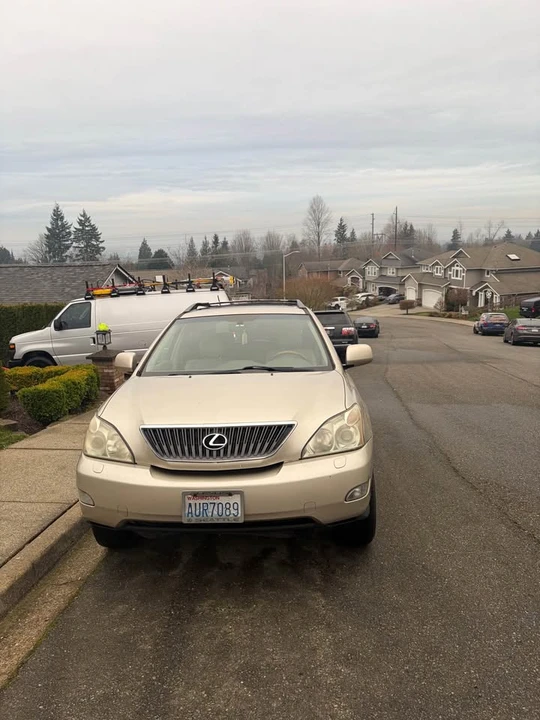 2005 Lexus RX 2nd Gen - Image 12 of 12
