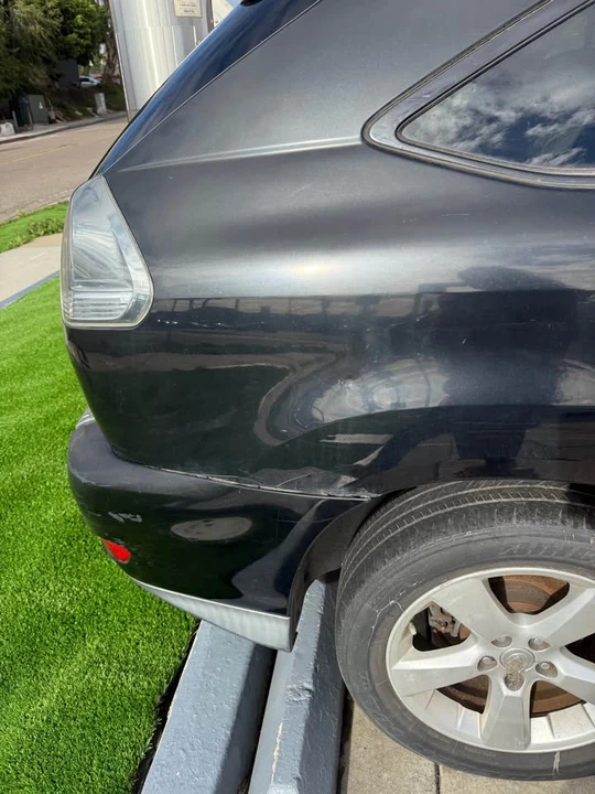 2005 Lexus RX 2nd Gen - Image 3 of 8