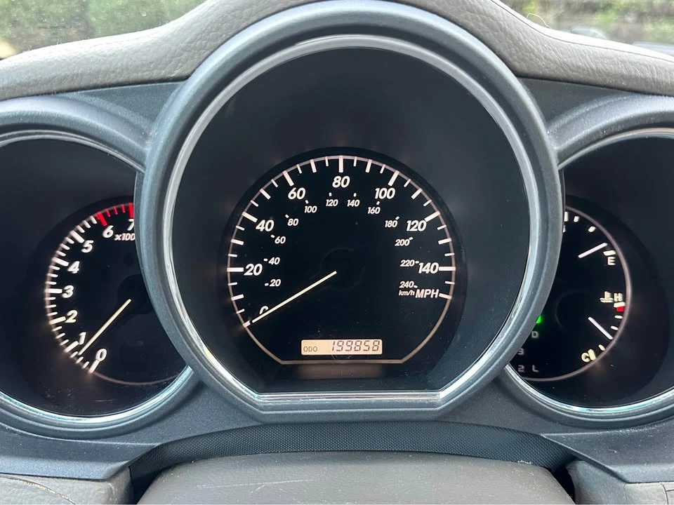 2005 Lexus RX 2nd Gen - Image 20 of 20