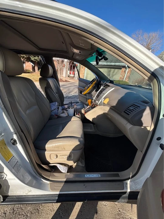 2005 Lexus RX 2nd Gen - Image 7 of 10