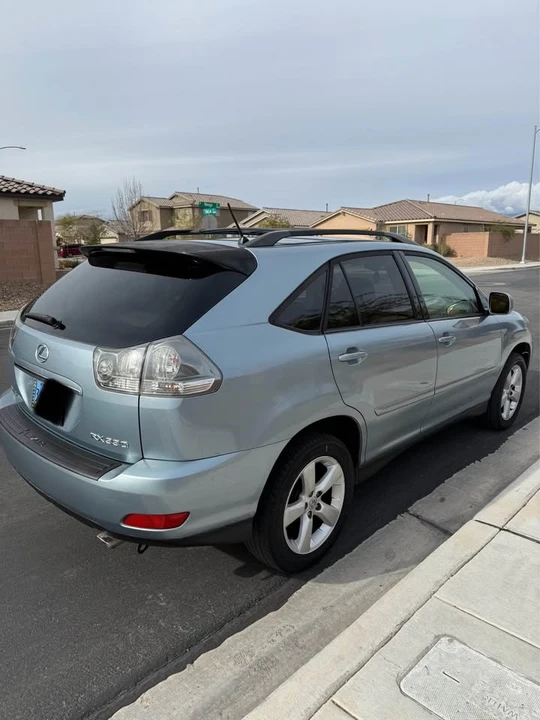 2005 Lexus RX 2nd Gen - Image 7 of 18