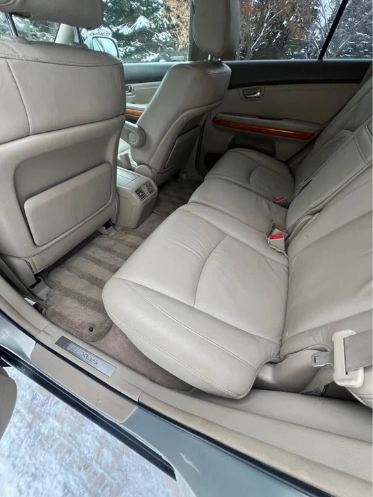 2005 Lexus RX 2nd Gen - Image 15 of 20