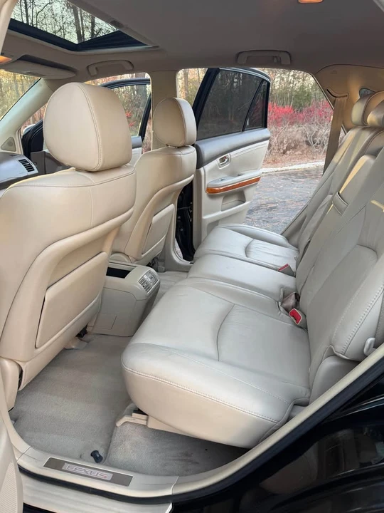 2005 Lexus RX 2nd Gen - Image 10 of 17