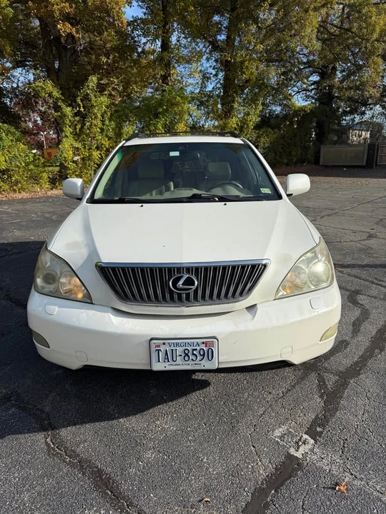 2005 Lexus RX 2nd Gen - Image 2 of 13