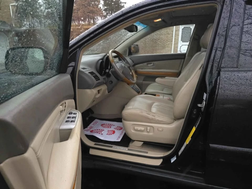 2005 Lexus RX 2nd Gen - Image 5 of 19