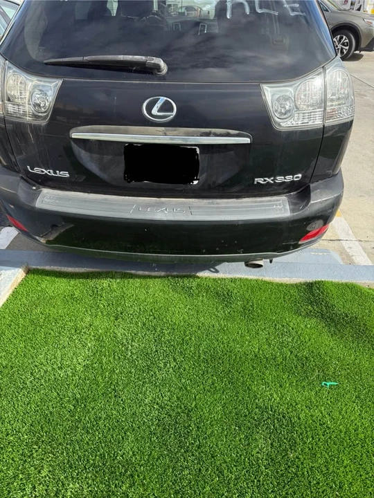 2005 Lexus RX 2nd Gen - Image 5 of 9