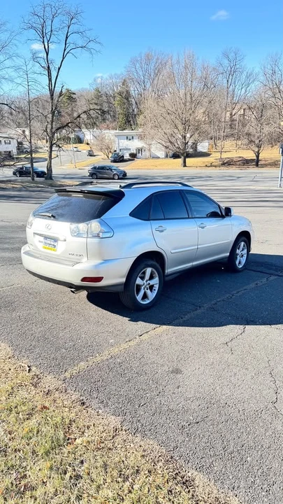 2005 Lexus RX 2nd Gen - Image 4 of 20