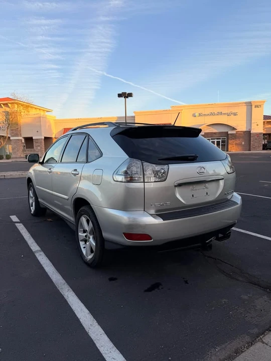 2005 Lexus RX 2nd Gen - Image 8 of 14