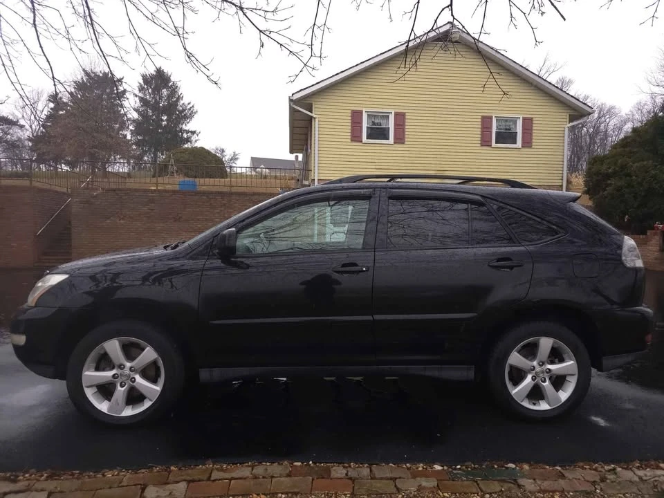 2005 Lexus RX 2nd Gen - Image 4 of 19
