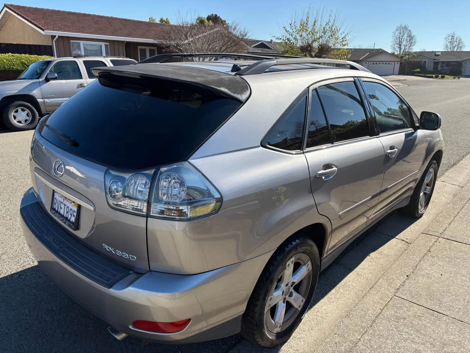 2005 Lexus RX 2nd Gen - Image 4 of 9