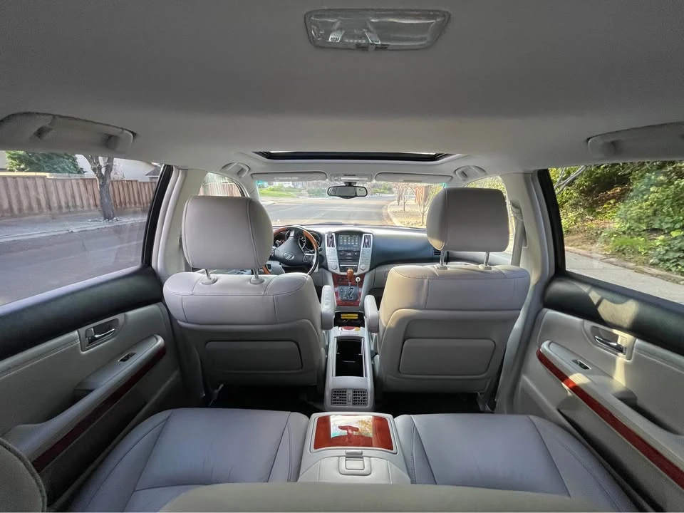 2005 Lexus RX 2nd Gen - Image 14 of 17