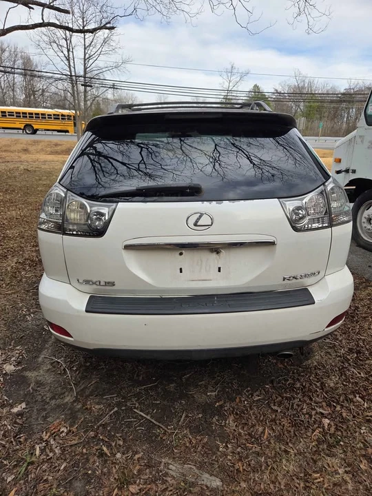 2005 Lexus RX 2nd Gen - Image 5 of 6